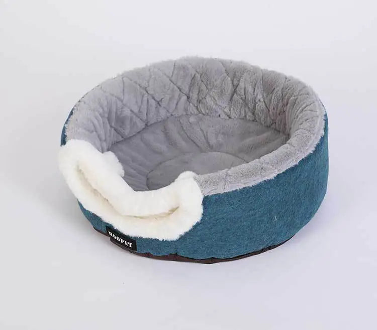 Reversible Warm Cat Bed